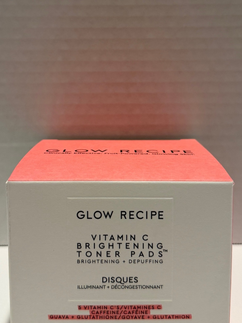 Glow Recipe Vitamin C Brightening Toner Pads - Coral Pink & White